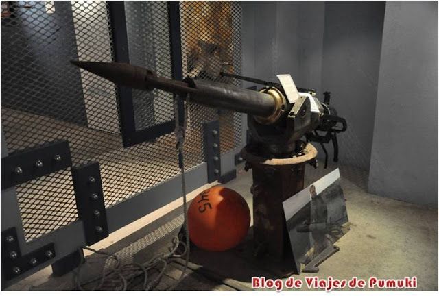 Arpon para la caza de ballenas en el museo de Husavik. Blog de viajes a Islandia