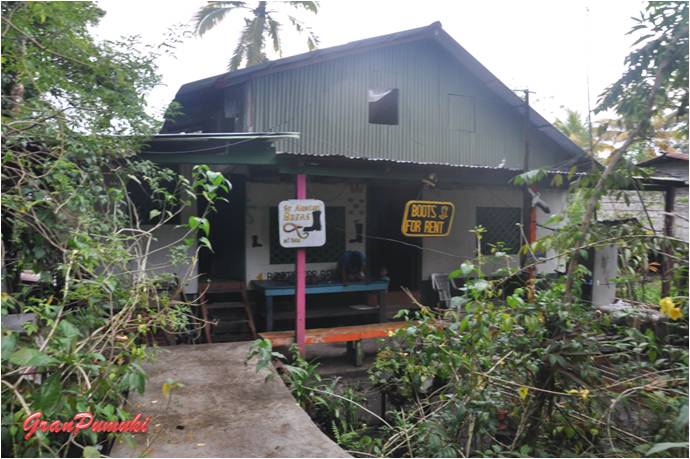 Alquiler de botas en Tortuguero