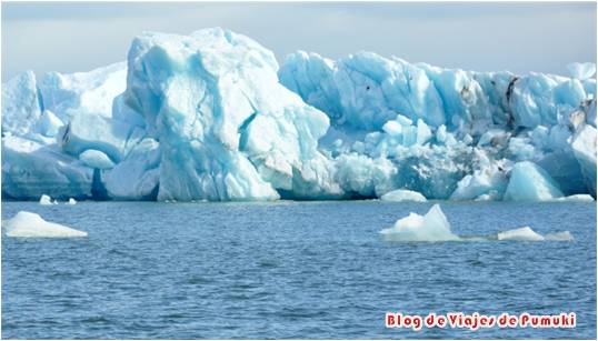 Icebergs en Lago Glaciar, Jokusarlon, Islandia