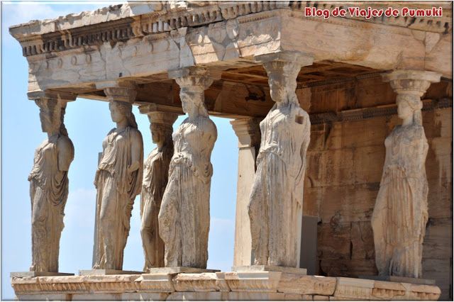 El Pórtico de Las Cariatides en la Acrópolis. Atenas