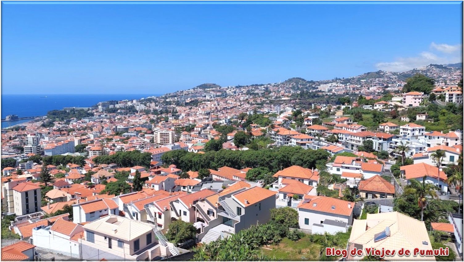 Panorámica desde el telefércio que sube a Monte en Funchal